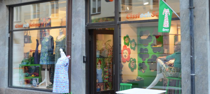 Cissi och Selma – schöne und faire Kleidung für Frauen und Mädchen Cissi och Selma – schöne und faire Kleidung für Frauen und Mädchen